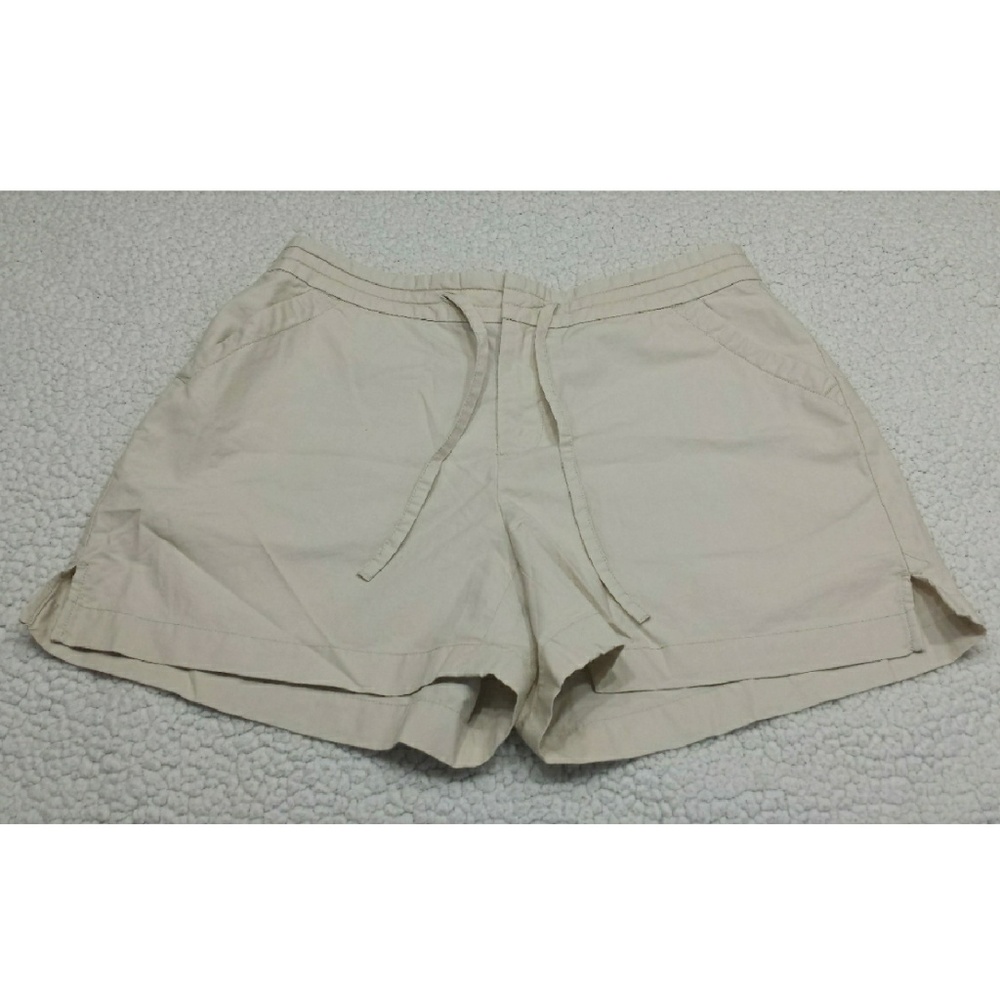 BANANA REPUBLIC khaki shorts size 4